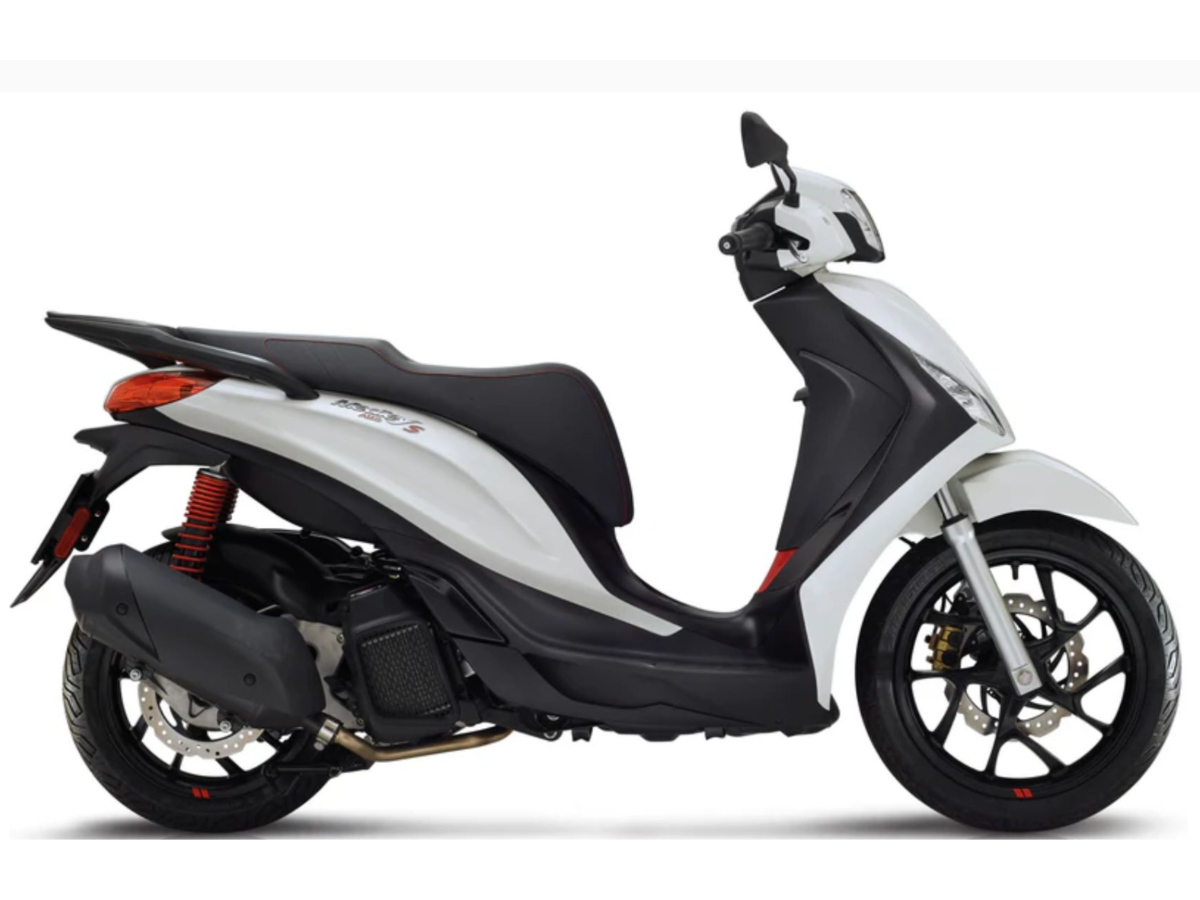 Piaggio Medley 125 Sport testno vozilo KMC Motoshop