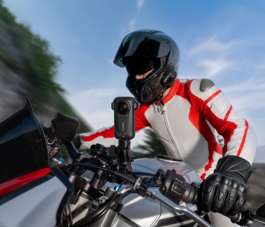 Insta360 X6 med vožnjo z motorjem
