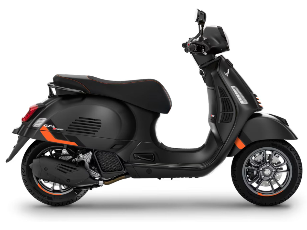 Vespa GTS SuperSport 125 testno vozilo KMC Motoshop