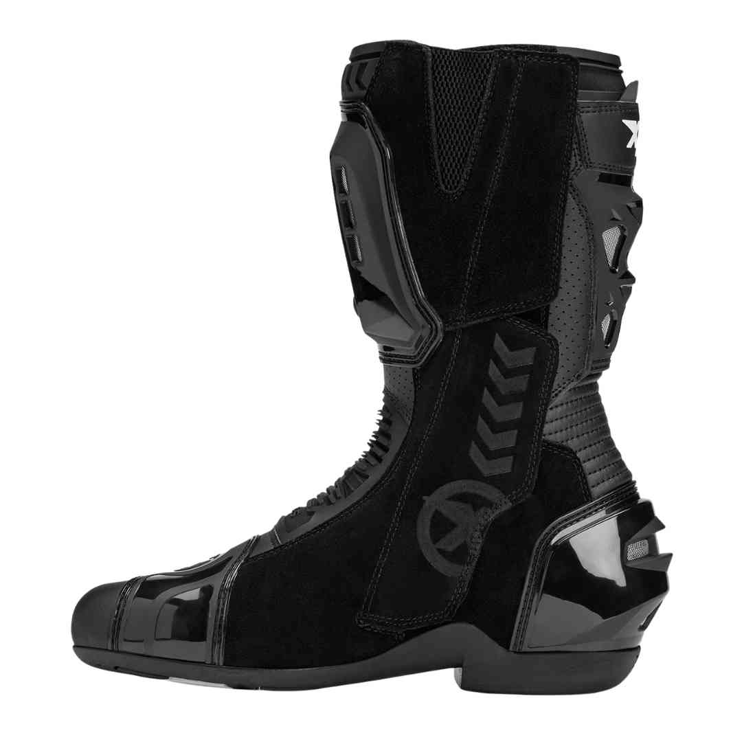 XPd crne sportske čizme za motor – stražnji dio s ojačanjima