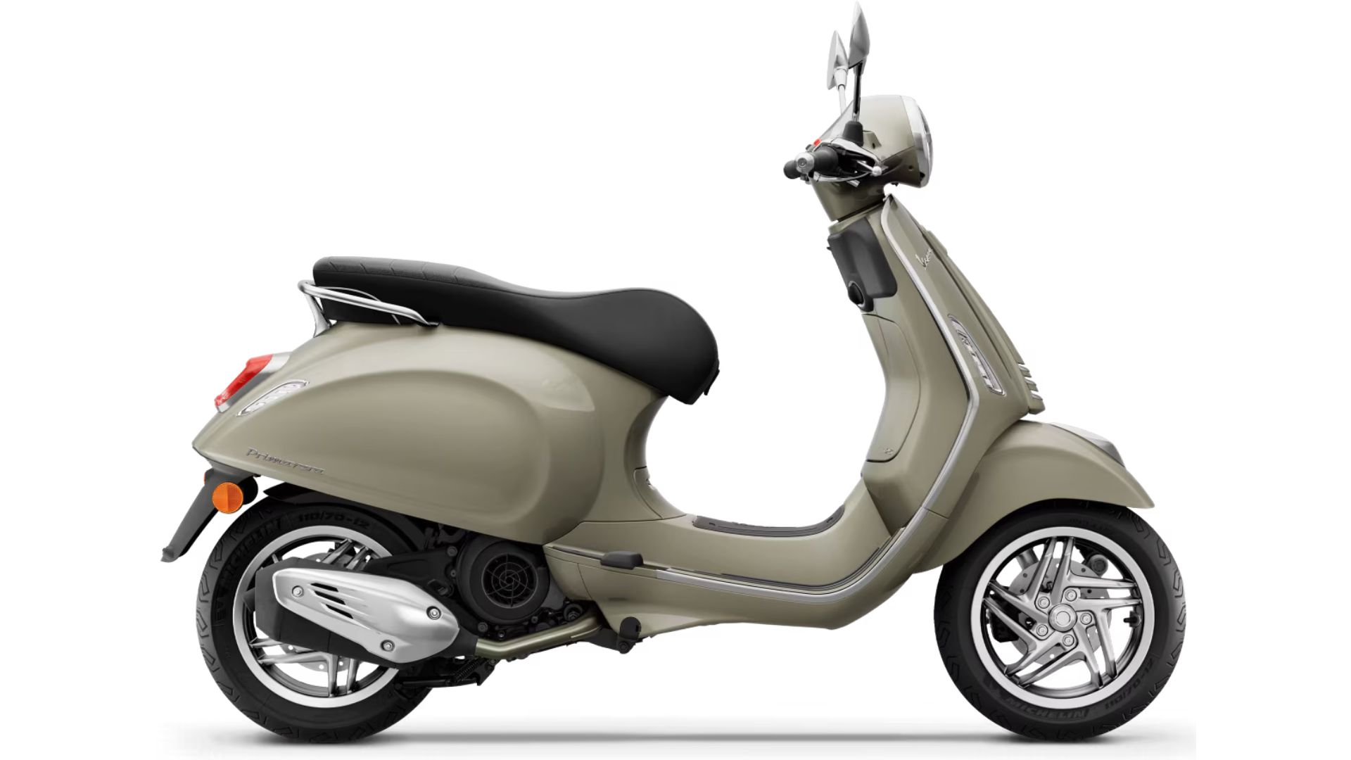 Vespa Primavera 50 skuter v prepoznavnem italijanskem dizajnu