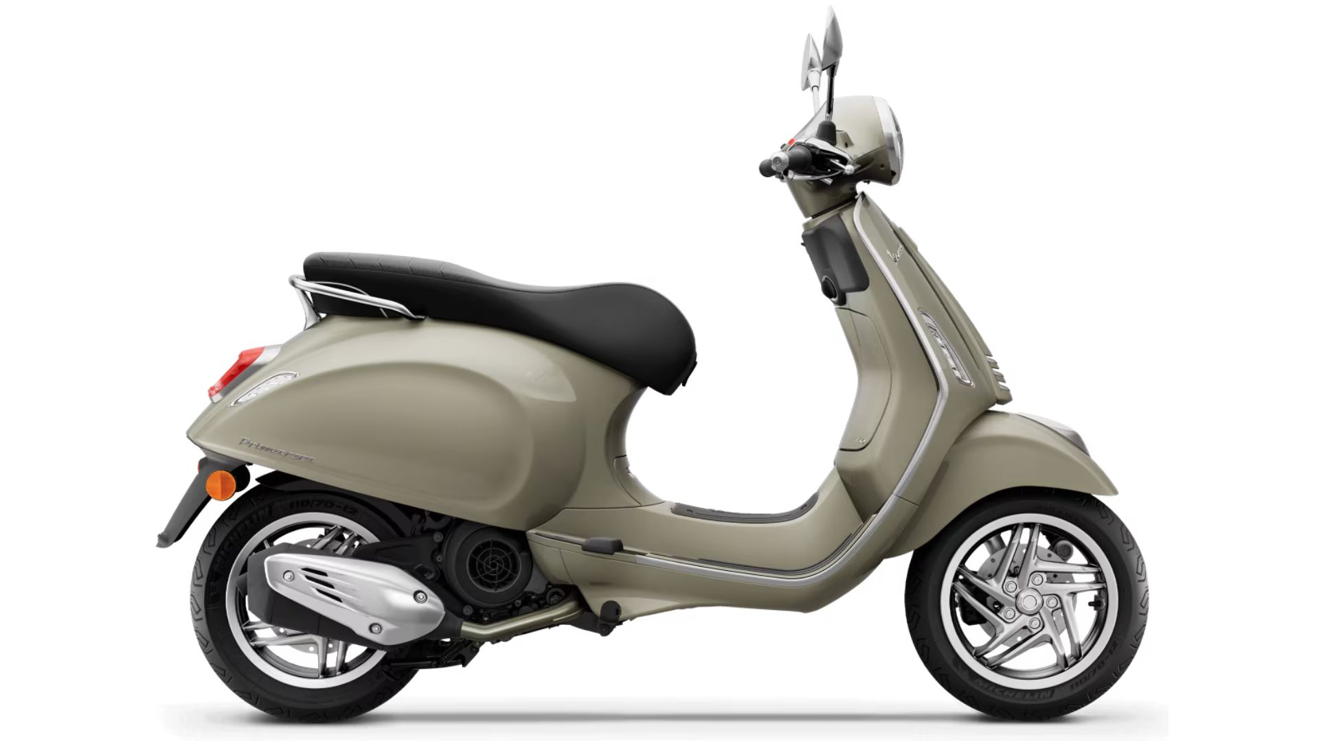 Vespa Primavera 150 skuter pogled spredaj