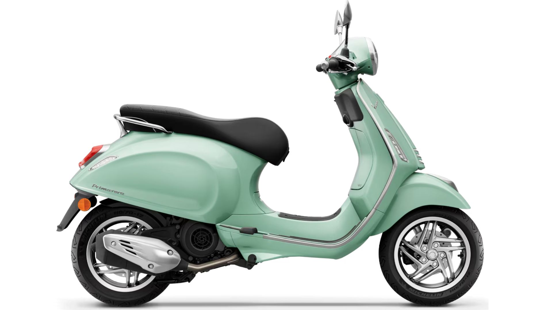 Vespa Primavera 50 skuter v prepoznavnem italijanskem dizajnu