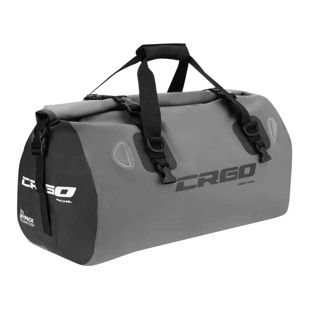 Detajl rolltop zapiranja na torbi Richa