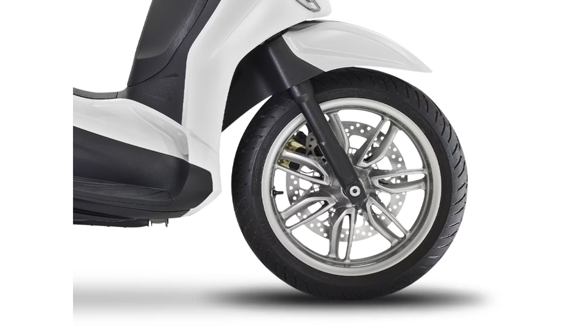 Udoben sedež Piaggio Beverly 400 za voznika in sopotnika