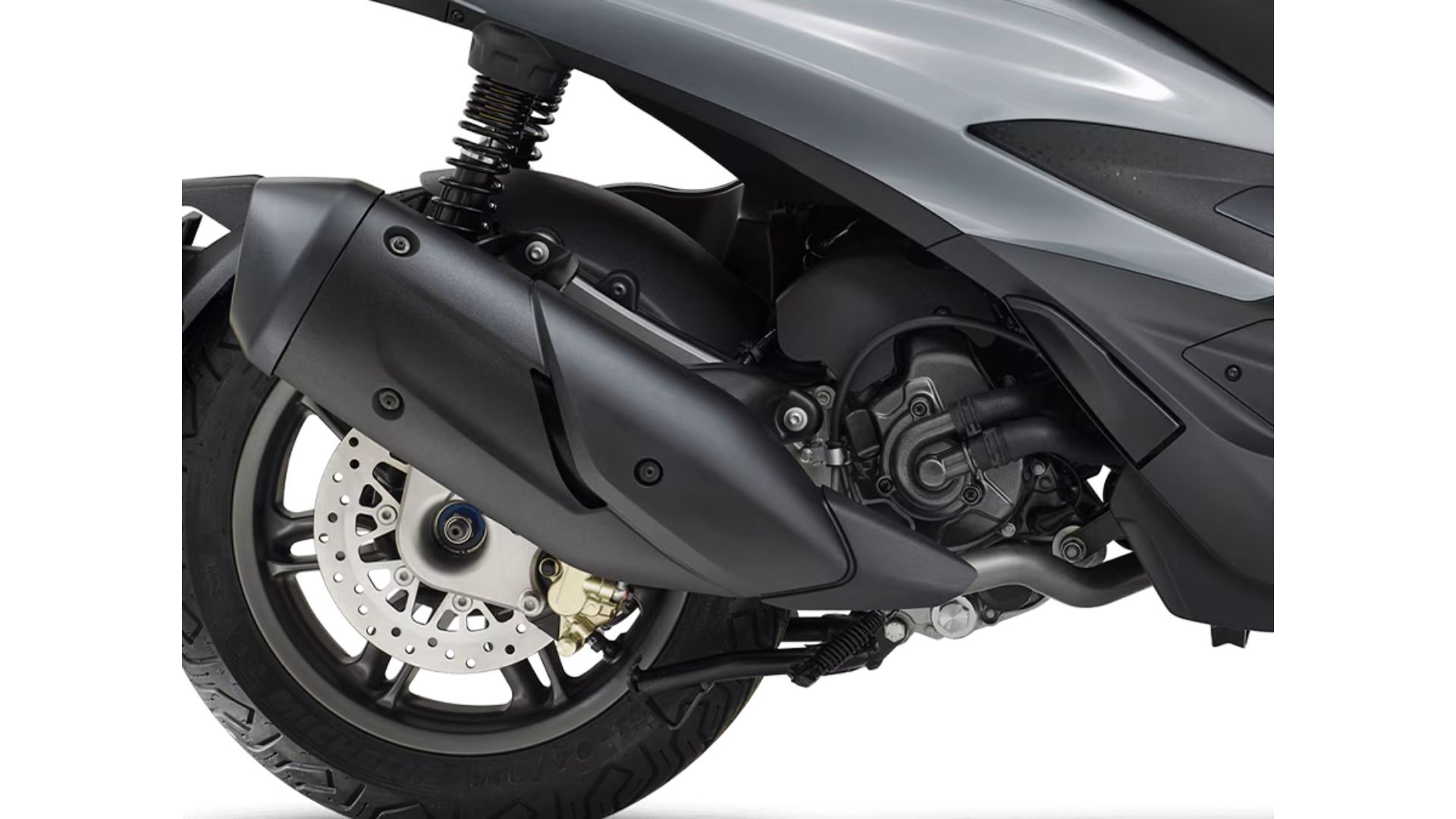 Piaggio Beverly S 310 med vožnjo po mestu
