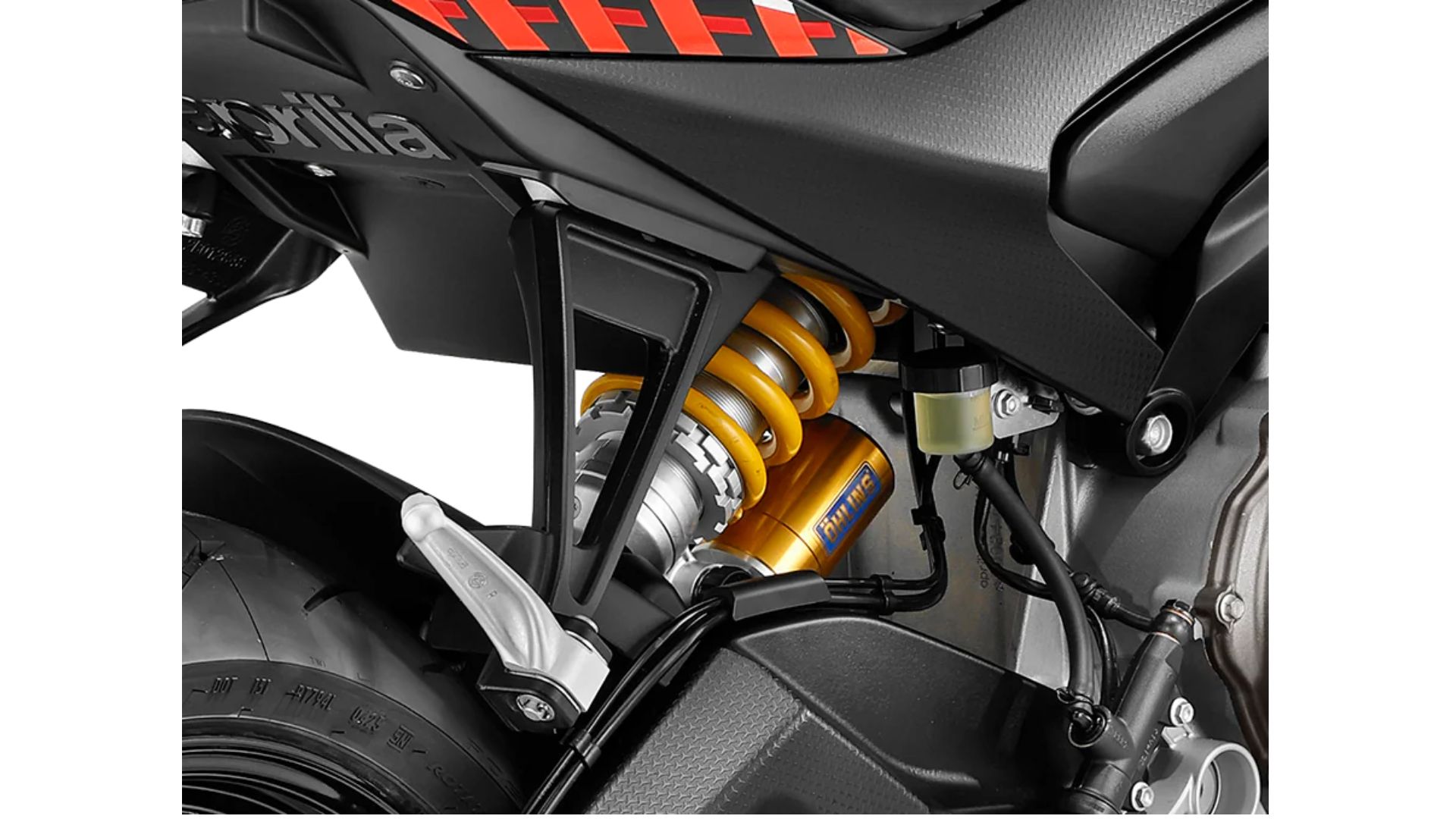 Aprilia Tuono 660 Factory (35 kW) – detalj stražnjeg Öhlins amortizera i aluminijske konstrukcije