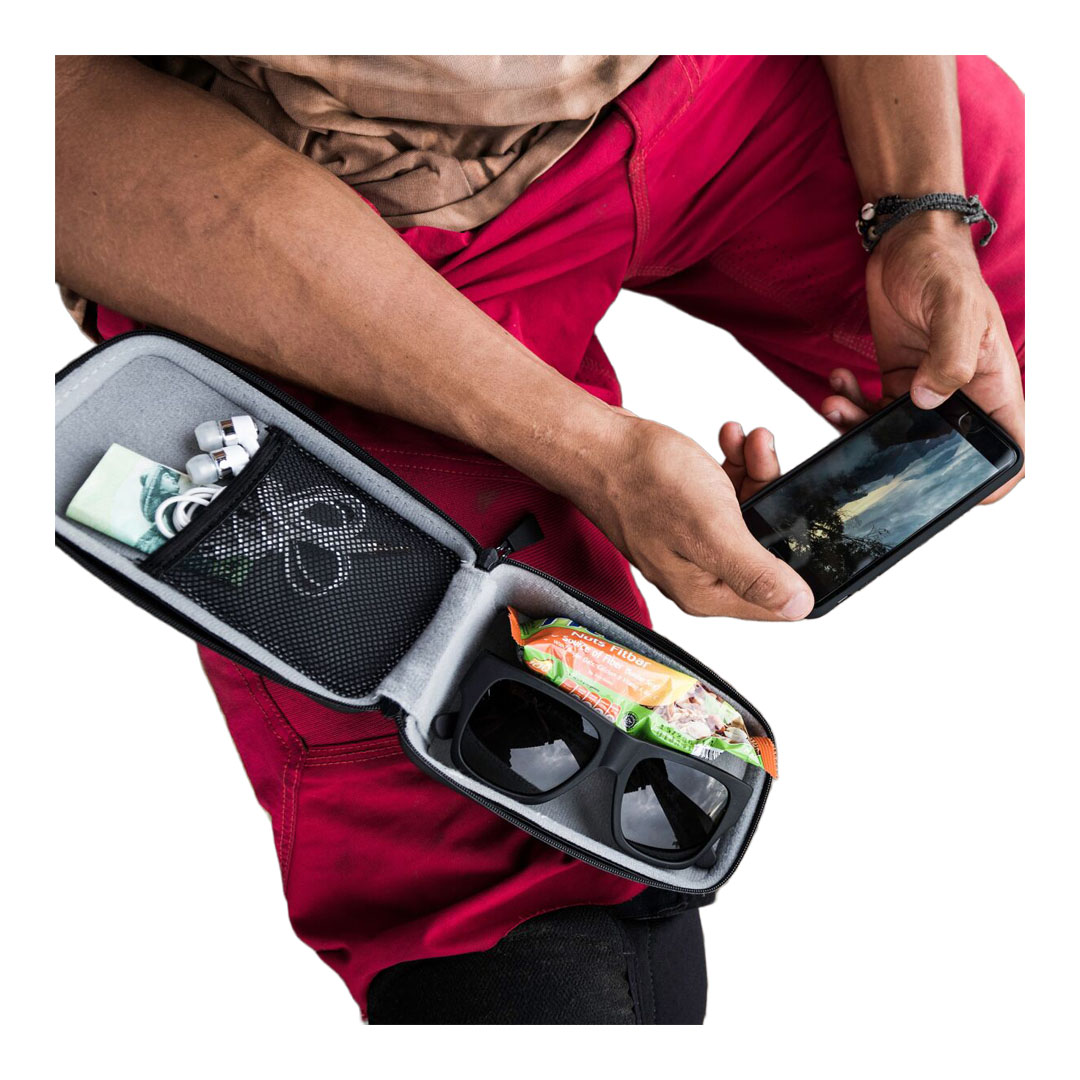 SP Connect Wedge torbica za upravljač s Mag-Align sustavom