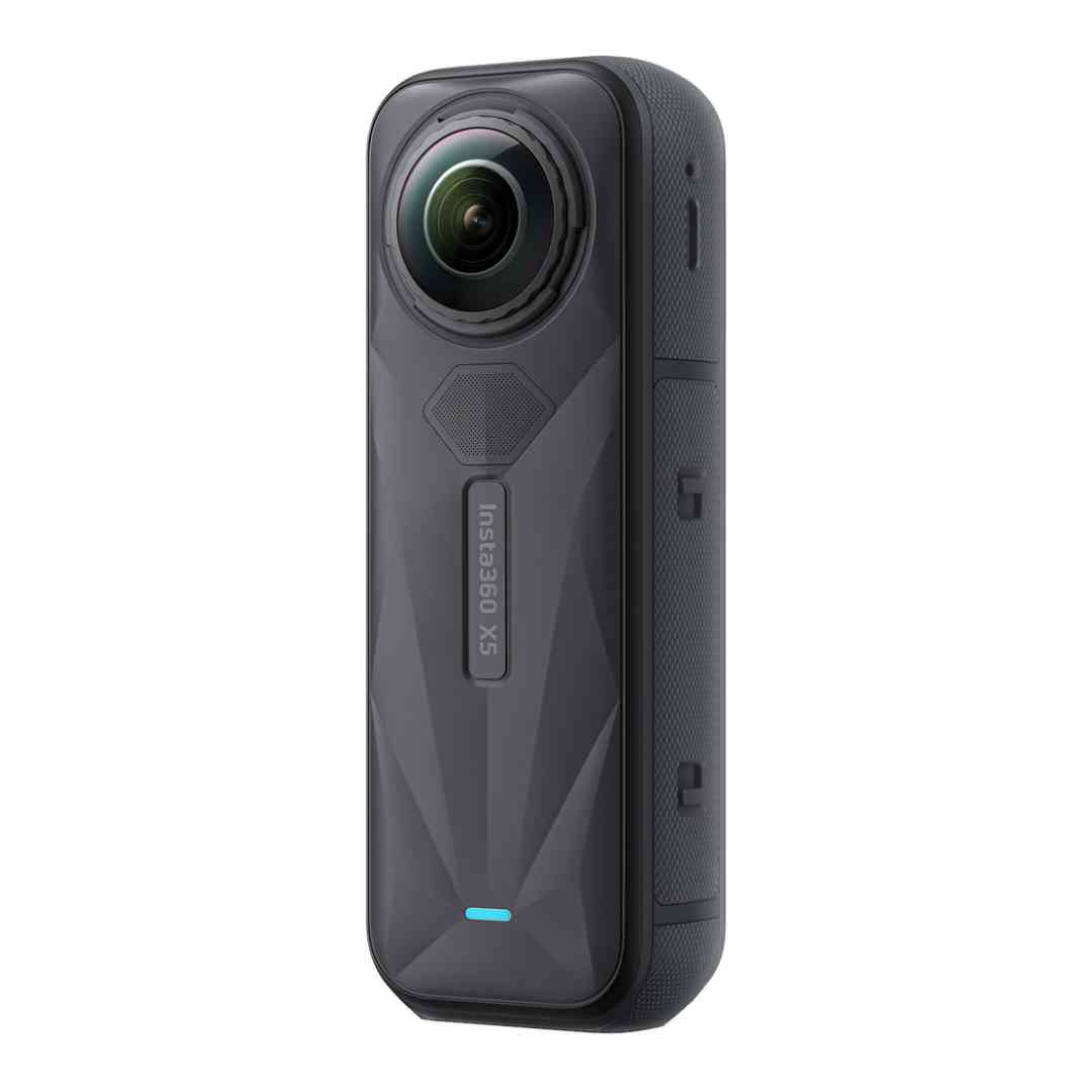 Vodootporna Insta360 X5 kamera za motociklističke avanture