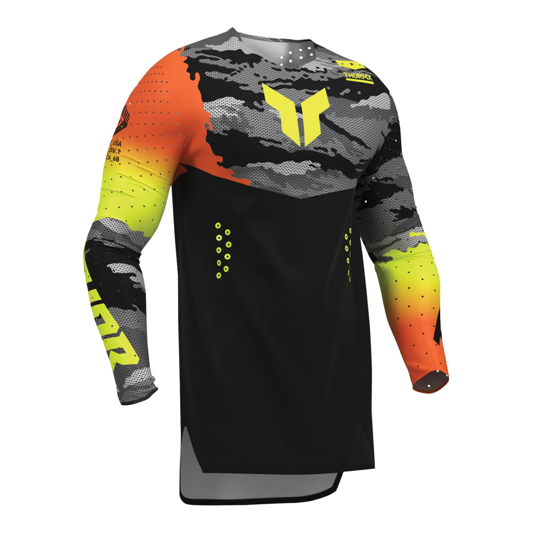 Kros majica Thor Sportmode Recon LE, prikazana s sprednje strani pod kotom, z izrazitim rumenim logotipom na prsih, črnim trupom ter oranžno-neonsko rumenimi rokavi.