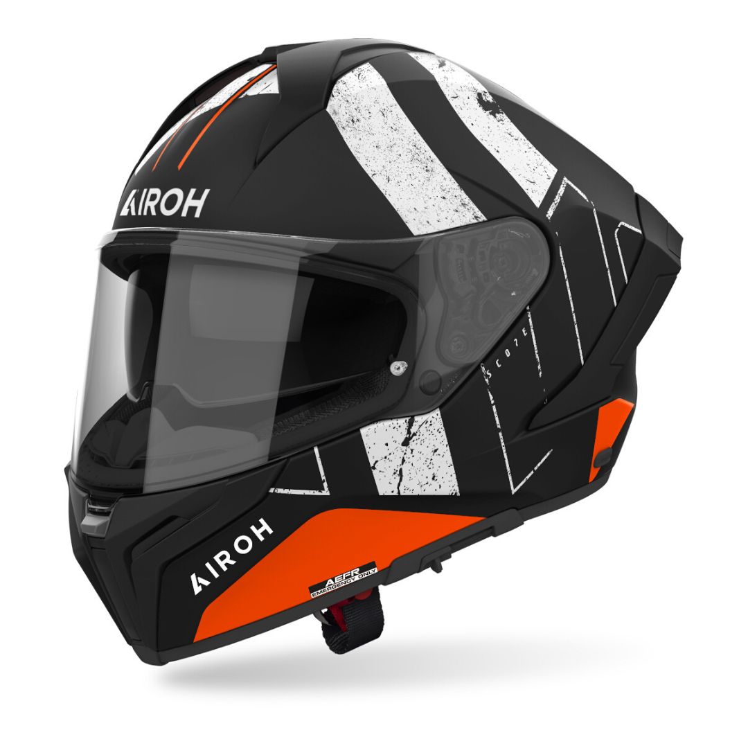 Airoh Matryx Scope integralna motociklistička kaciga u crno-bijelo-narančastoj boji, pogled sprijeda s lijeve strane.