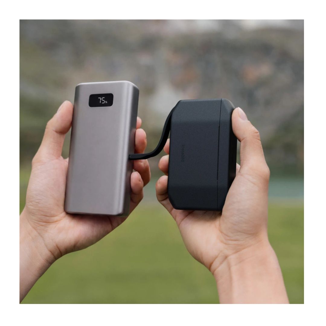 Vgrajeni kabel USB-C na polnilnem ohišju Insta360