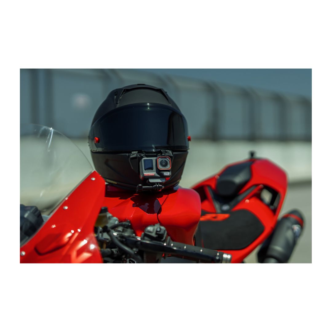 Motociklistička akcijska kamera Insta360 MM93 s nosačem za kacigu