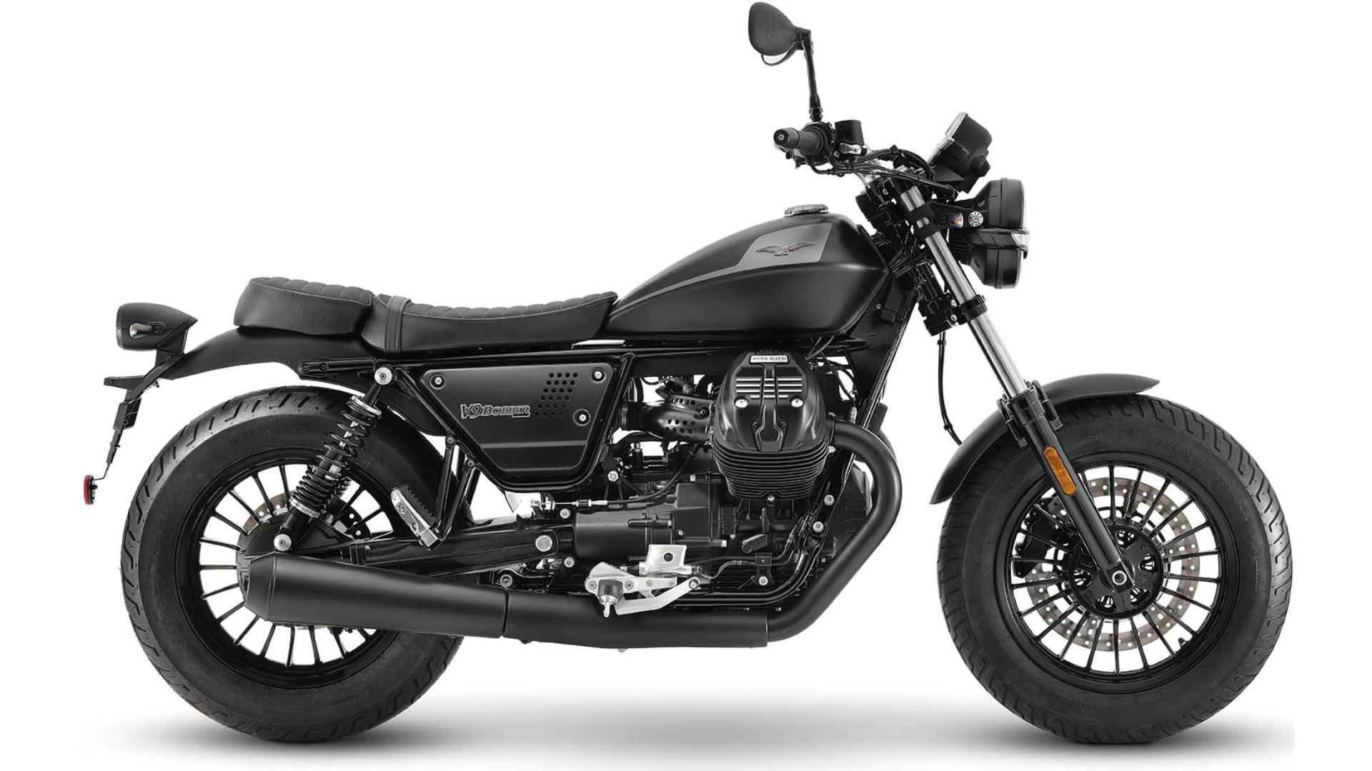 Pogled s strani: Moto Guzzi V9 Bobber – pogled s strani