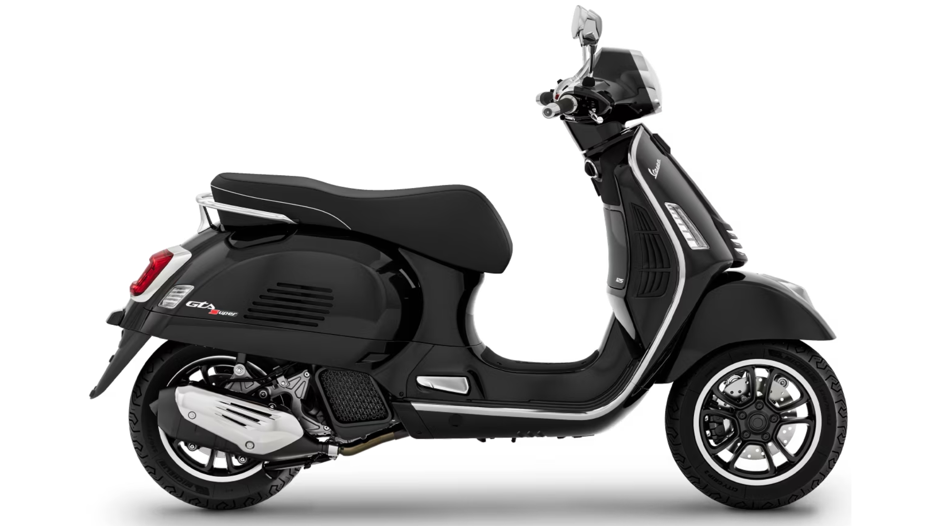 Pogled s strani: Vespa GTS Super 125 FL – pogled s strani