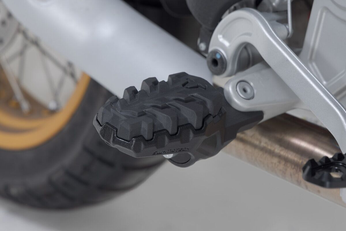 EVO FOOTREST KIT