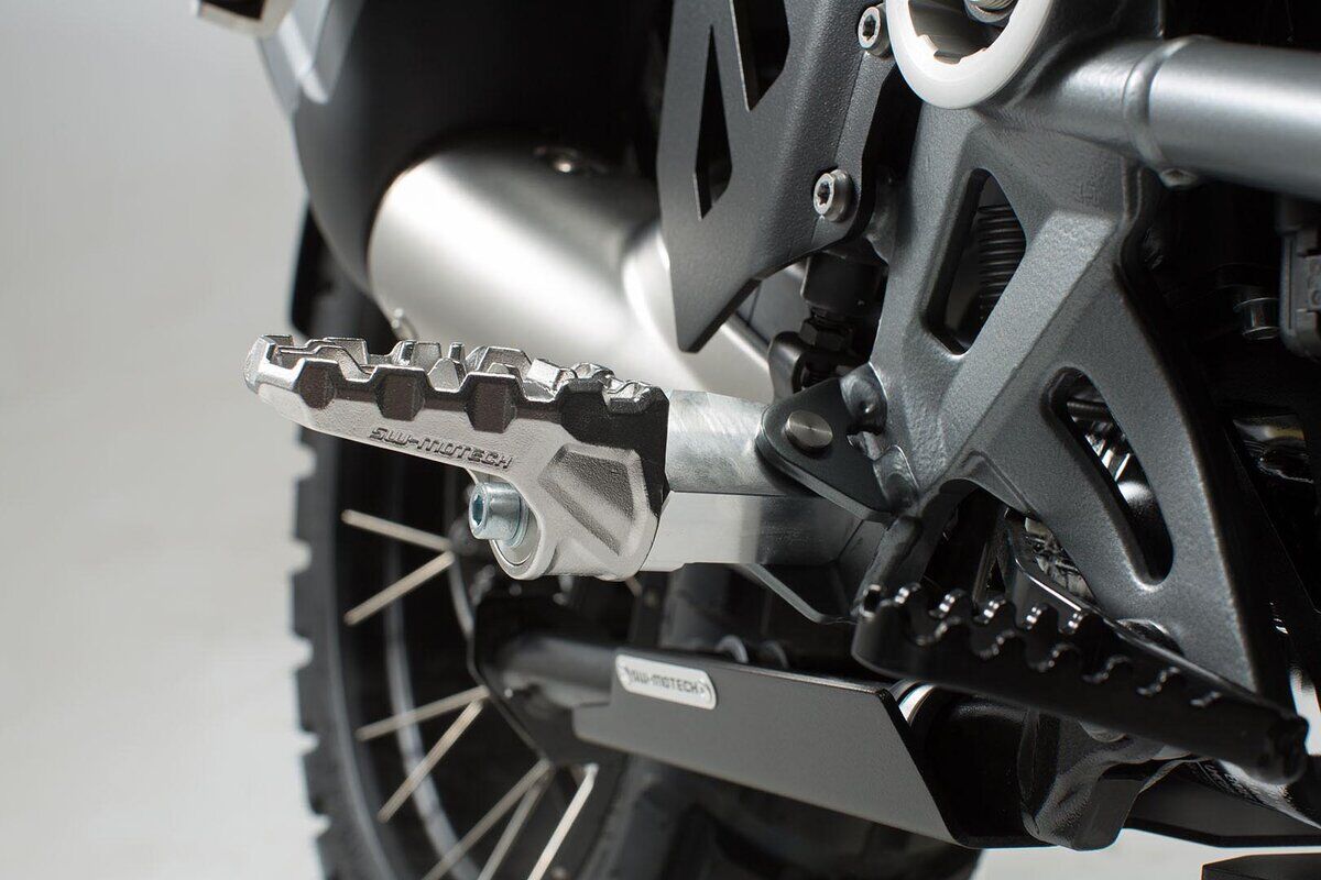 EVO FOOTREST KIT