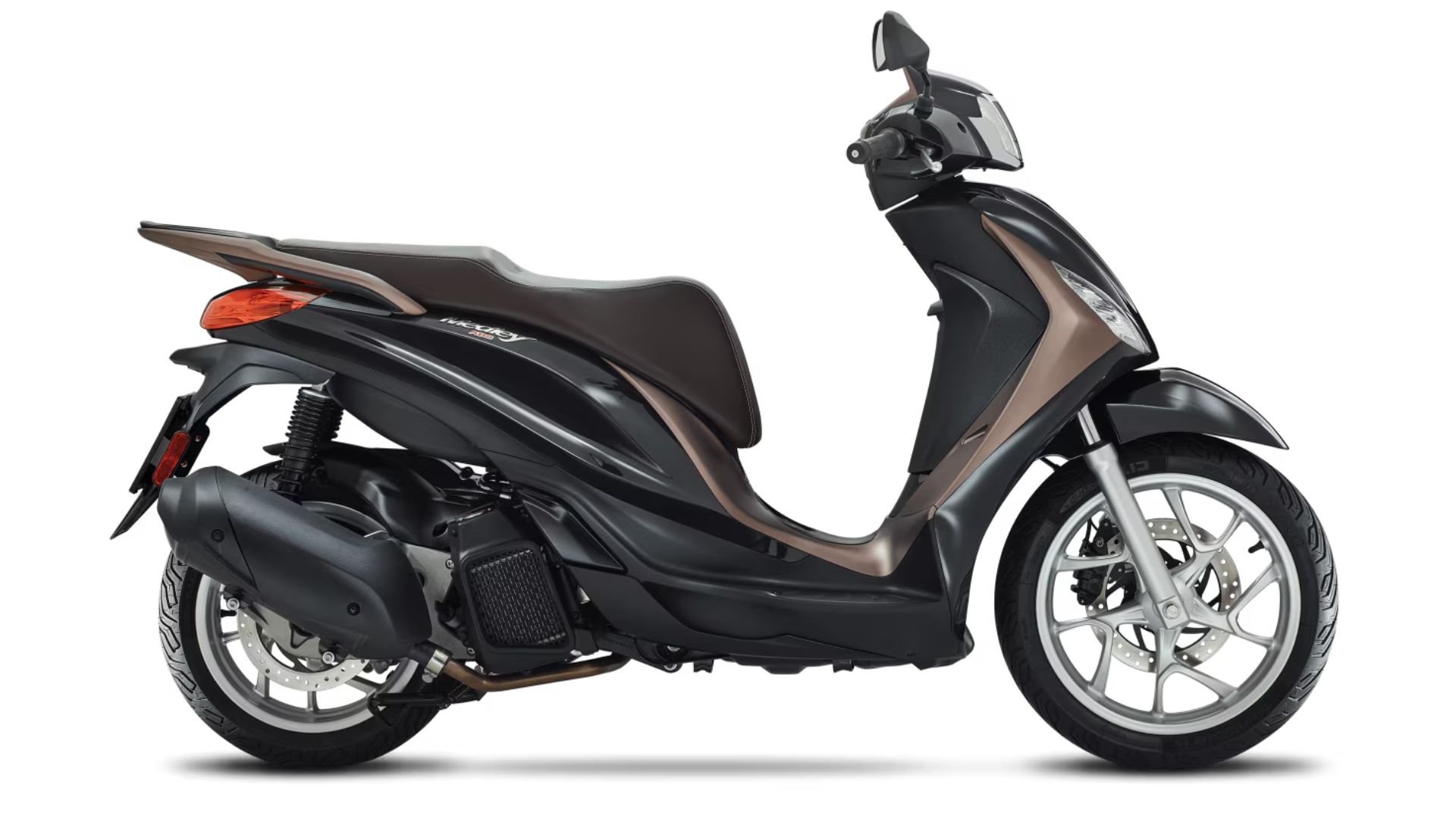 Tekočinsko hlajeni i-get motor Medley 125
