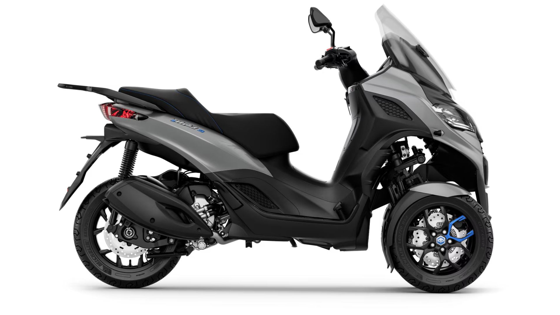piaggio-mp3-310-trikolesni-skuter-pogled-od-spredaj