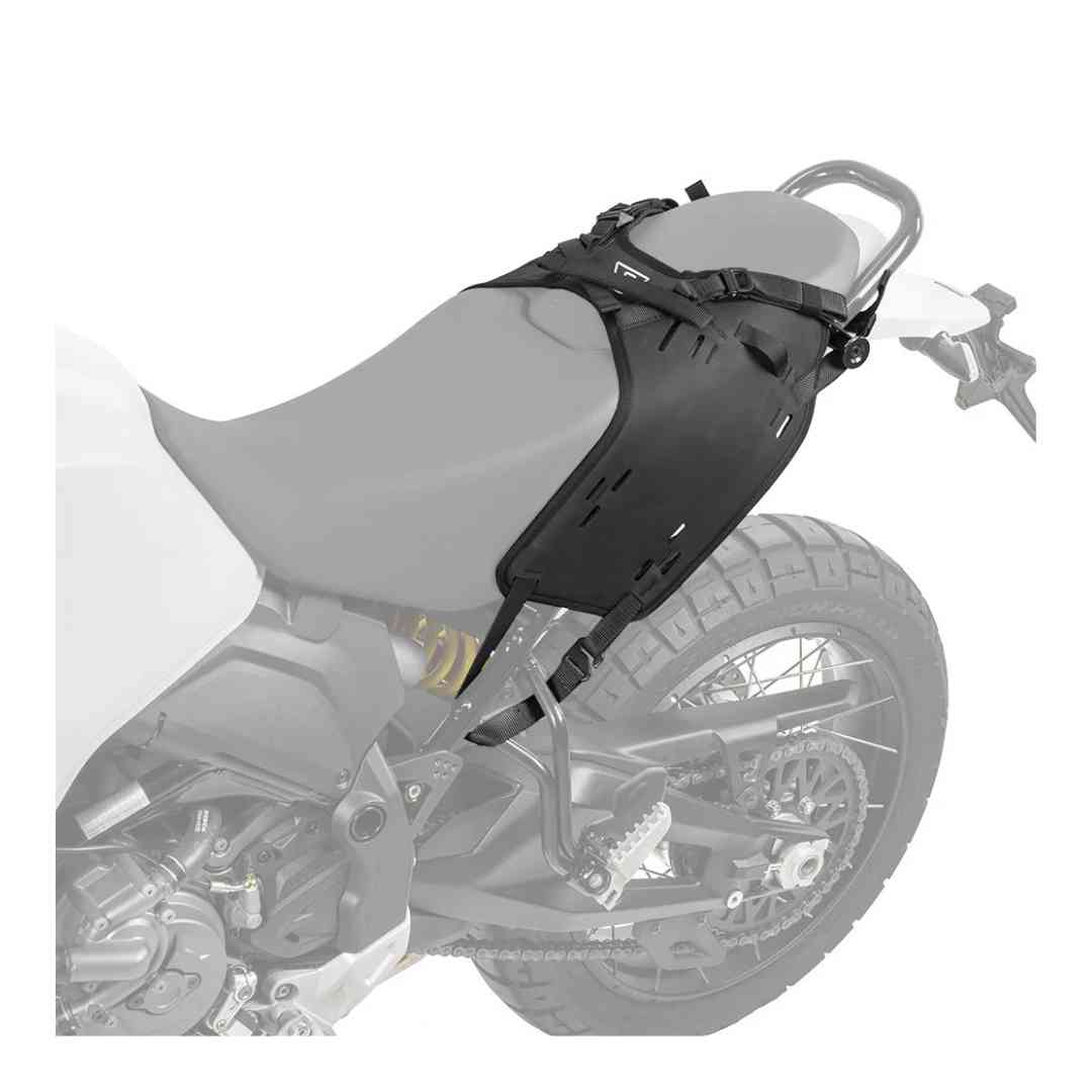 Kriega OS-Base nosač, postavljen na stražnji dio motocikla Aprilia Tuareg 660.