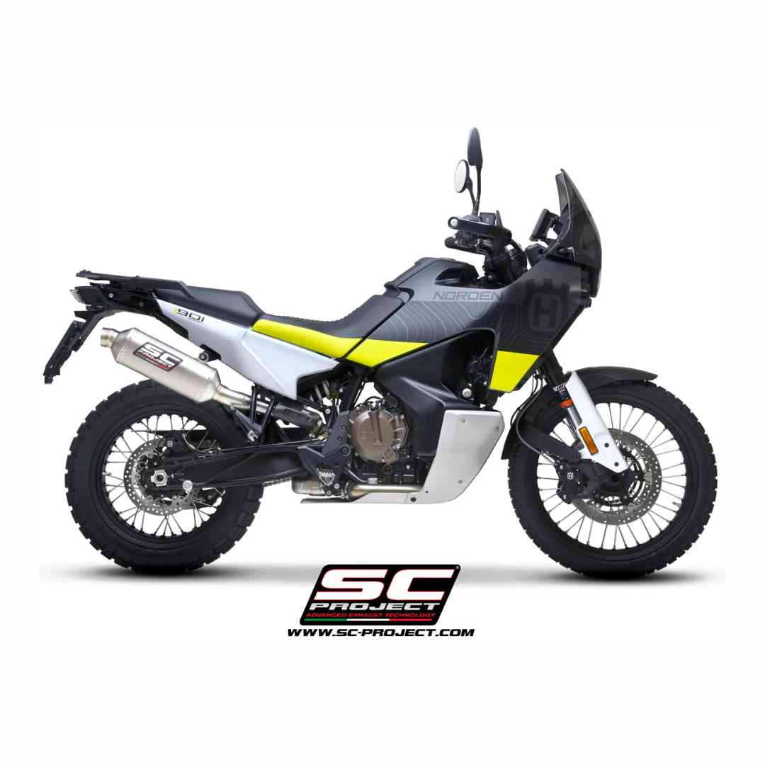 Husqvarna Norden 901 z nameščenim Rally Raid izpuhom