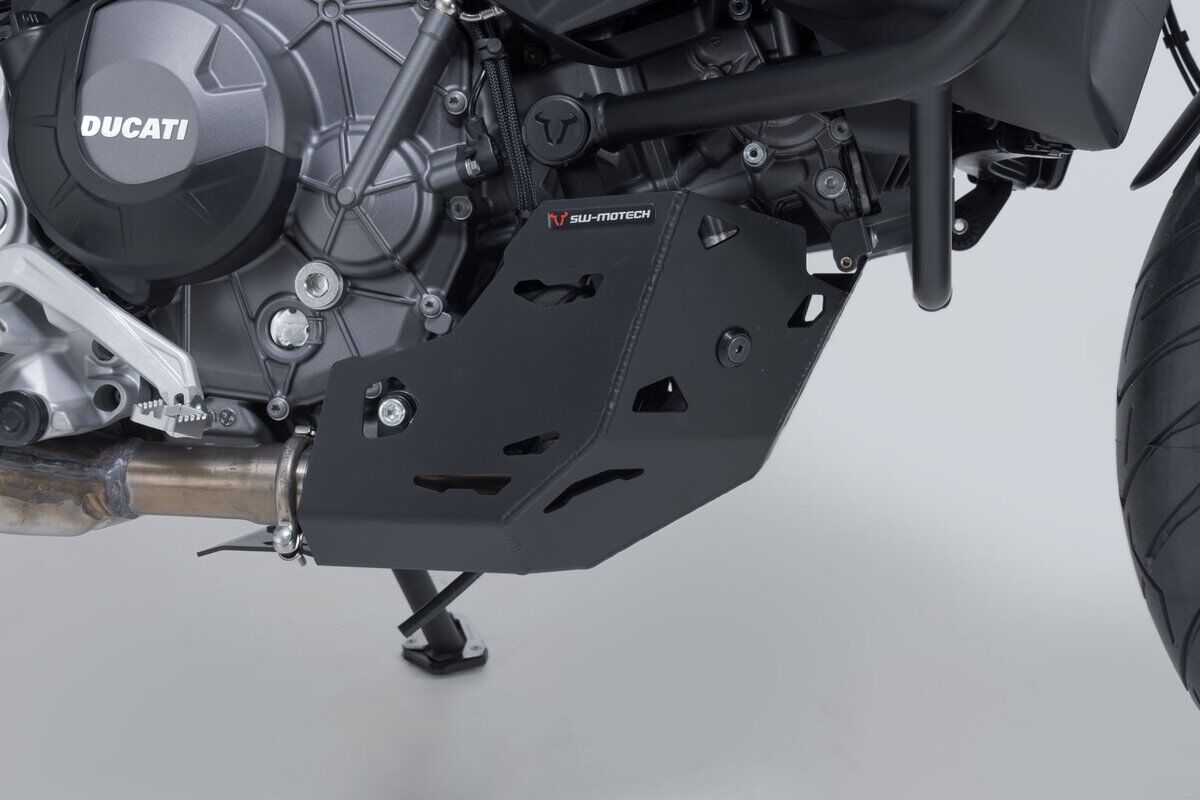 ENGINE GUARD BLACK