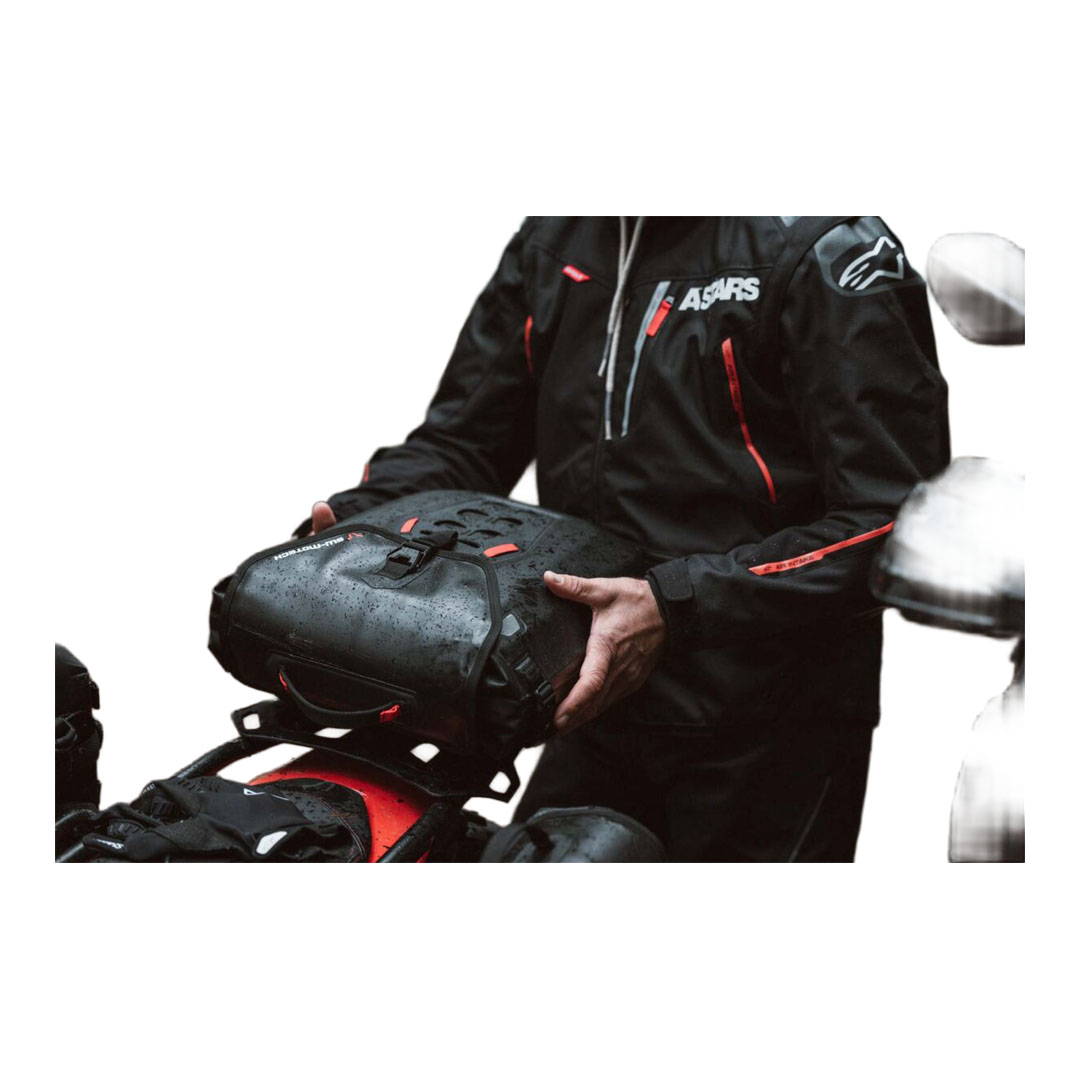 SW-Motech SysBag WP M s nosačem ploče (lijevo) SW-Motech SysBag WP M s nosačem ploče (lijevo)