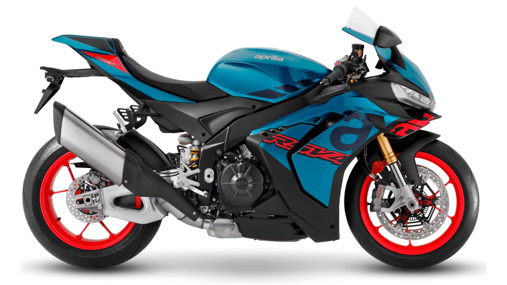 Aprilia RSV4 v barvi Laguna Blue, pogled s strani, športni motor s poudarjenimi rdečimi platišči in agresivno obliko.