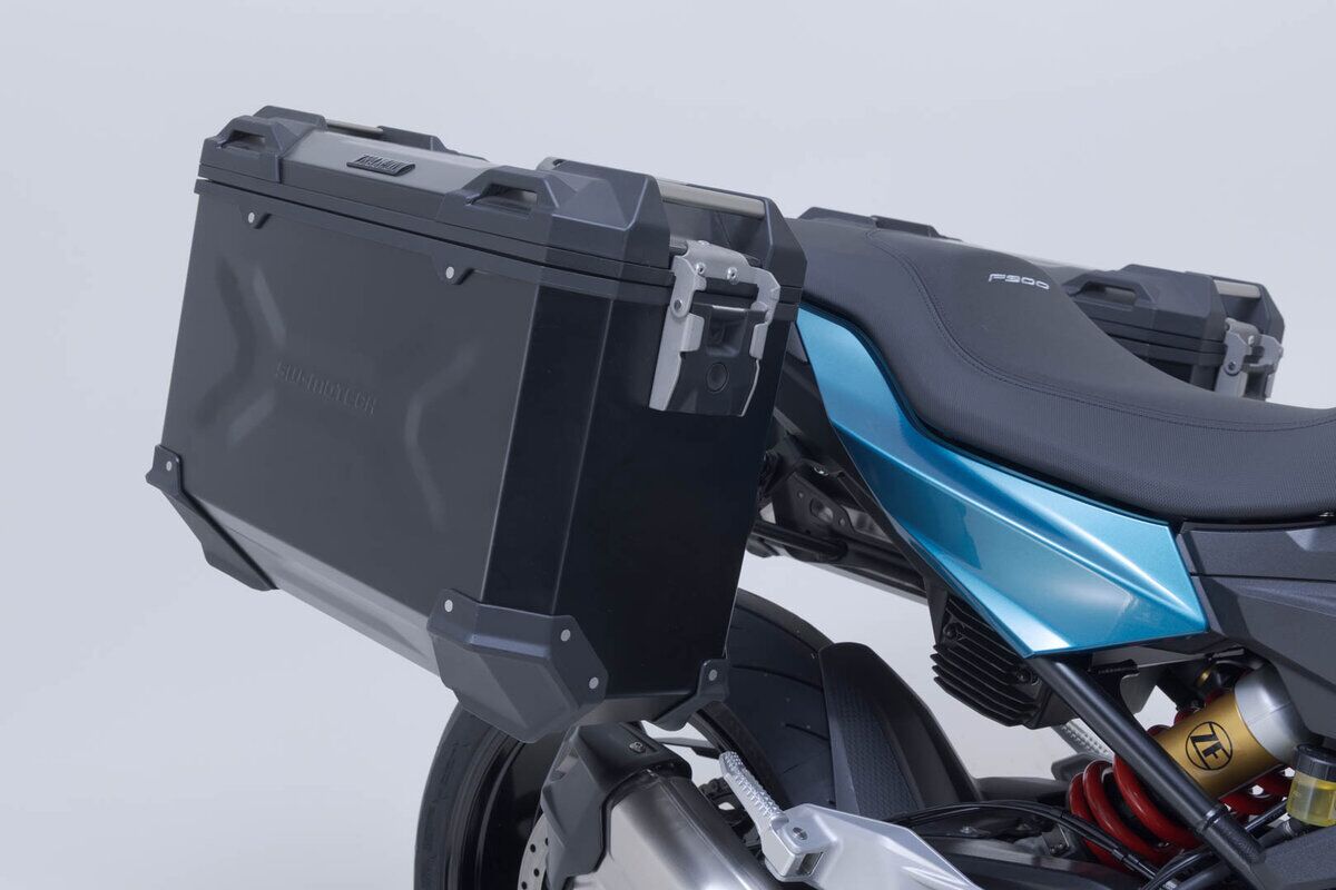 SIDE CARRIER PRO F900R/XR