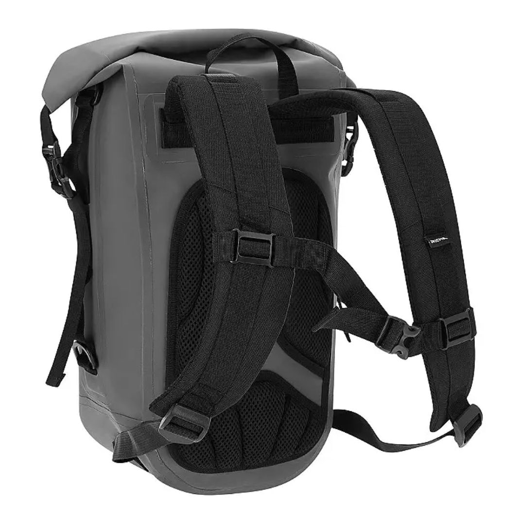 Detajl roll-top zapiranja na Richa nahrbtniku