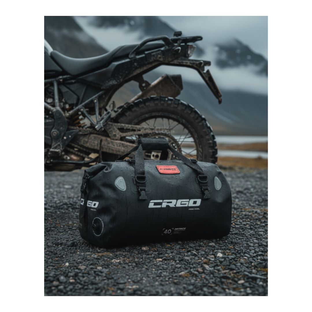 Detajl rolltop zapiranja na torbi Richa